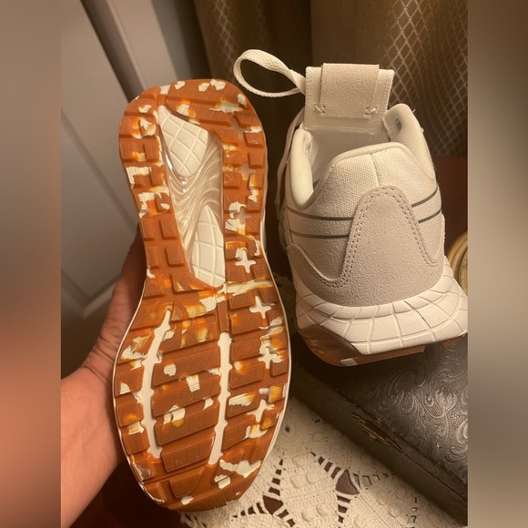 Reebok Women's Liquifect 180 2.0 Running Shoe - Picture 2 of 5